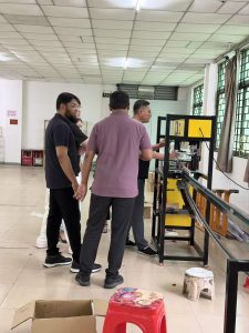 Indian Customer Visits JST and Selects the JST-YB09 Automatic Edge Painting Machine